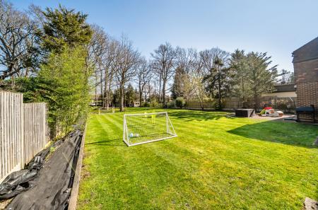 1425620-27-69bc05...