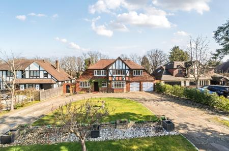 1425620-2-69bbff0...