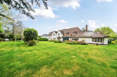 1442093-18-69dfe0...