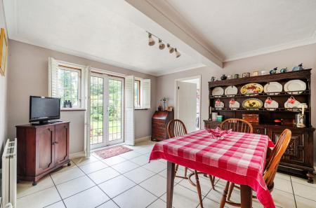 1442093-1-69dfde4...