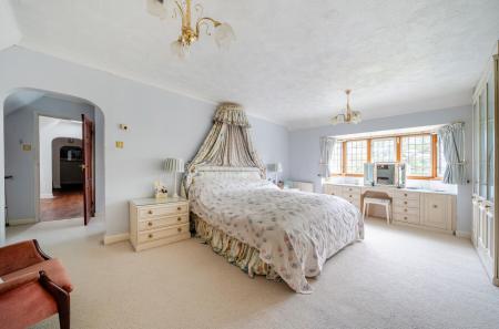 1442093-7-69dfdee...