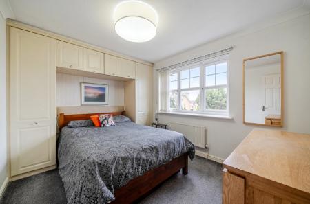 1447283-7-69e6870...