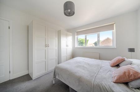 1471306-6-6a3ba21...