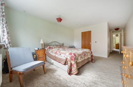 1438115-9-69cbca2...