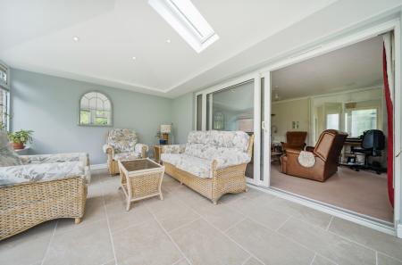 1438115-19-69cbca...