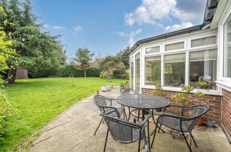 1438115-26-69cd31...