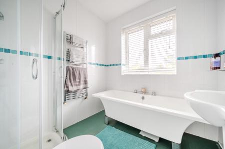 1446527-17-69e64b...