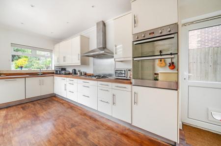 1446527-8-69e64ac...