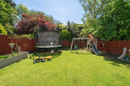 26-681dfc533134e-...