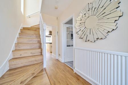 1299078-18-6836f7...