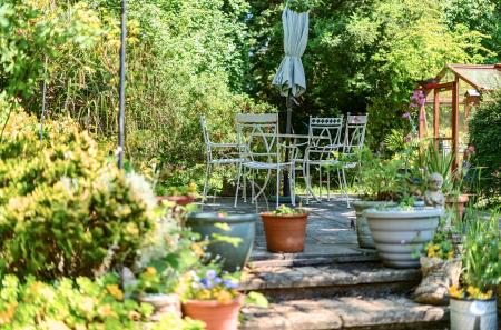 1296225-1-6824982...