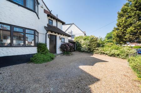 1290380-57-682bb5...