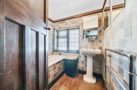 1290380-28-682730...