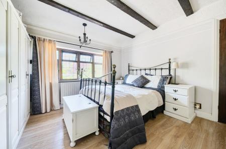 1290380-34-682730...