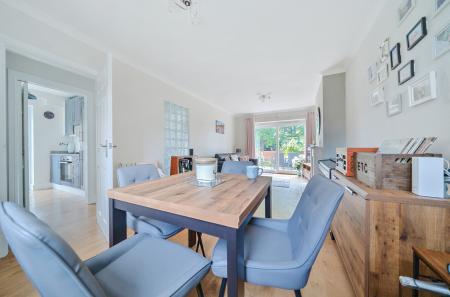 26-681b96464ed26-...