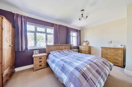 1290108-27-68271f...