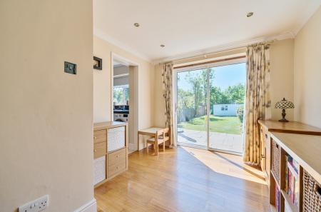 1290108-15-68271f...