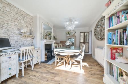 1324340-16-686fed...