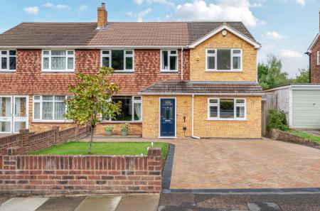 1328307-4-687f974...