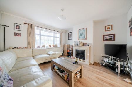 1339823-11-689b59...