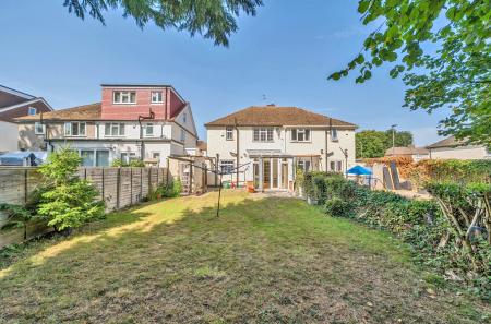 1339823-16-689b5a...