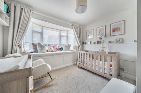 1353117-4-68c410e...