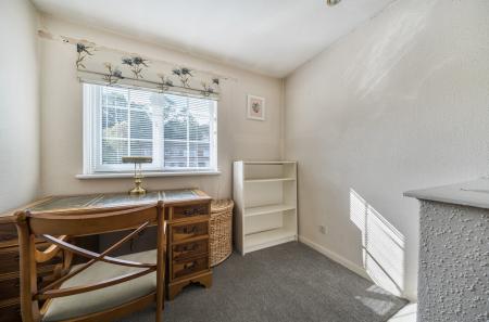 1349997-10-68cd4a...