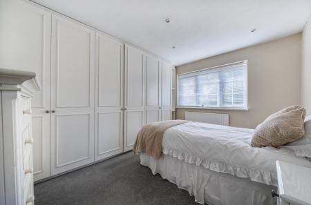 1349997-8-68cd496...