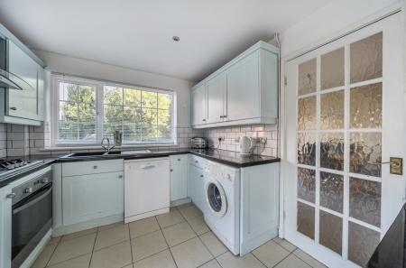 1349997-3-68cd47f...