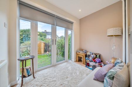 1362513-11-68dfda...