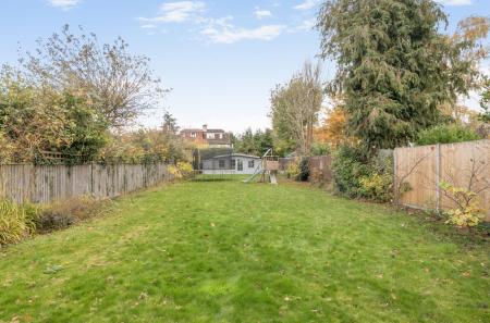 1374280-25-690e5d...