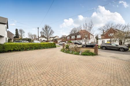 1433566-5-69c2c06...