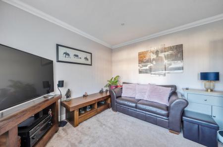 1385377-1-69302b6...