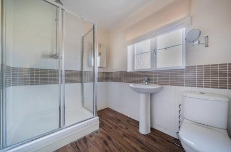 1387261-19-693063...