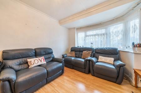 1385378-4-6931d1b...