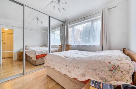 1385378-1-6931d17...