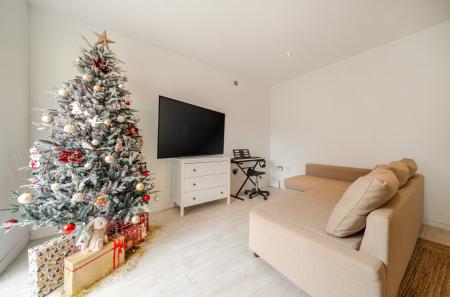 1386349-11-694282...