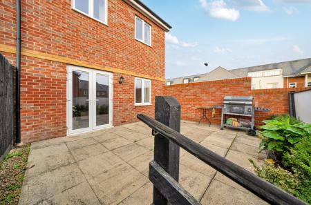 1386349-20-694282...