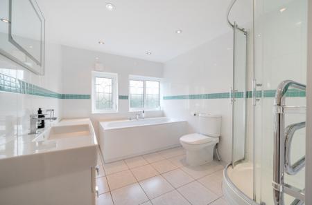 1387459-7-6935de7...