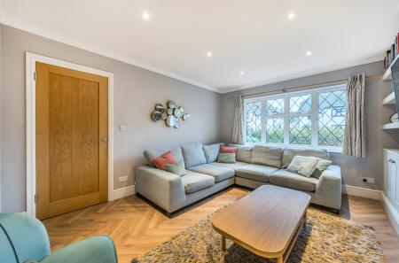 1395656-16-696126...