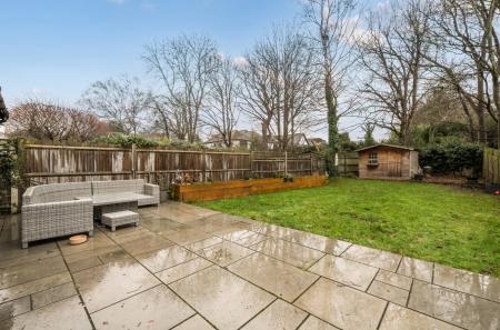 1395656-22-696126...