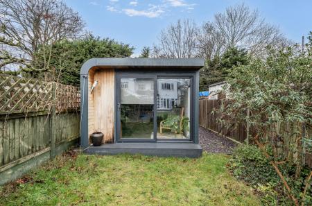 1399985-20-696987...