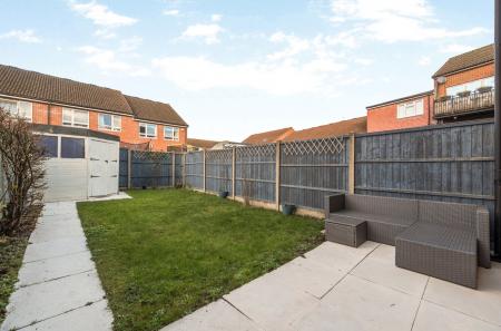 1399946-7-696f50f...