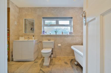 1401206-4-696f5c6...