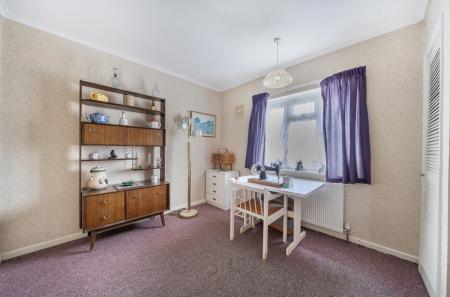 1403171-7-69724a2...