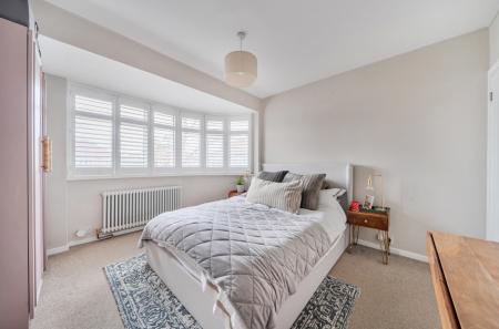 1402507-12-697b6e...