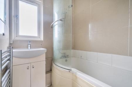 1404315-3-6981ca7...