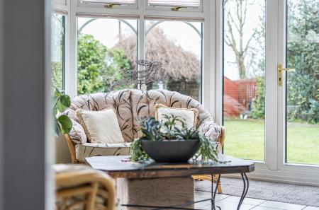 1407657-20-6980c9...