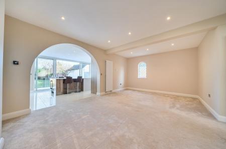 1418417-9-699f204...