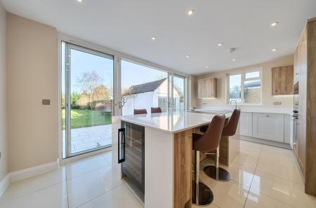 1418417-11-699f20...